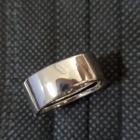 925 Silver Beautiful Diamond Ring - Picture 9 of 10